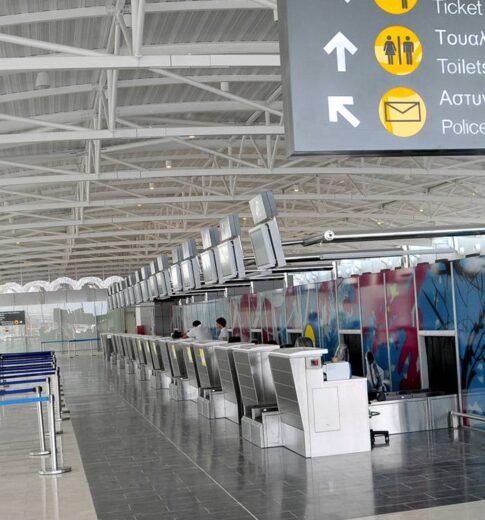 Larnaka_Airport_main